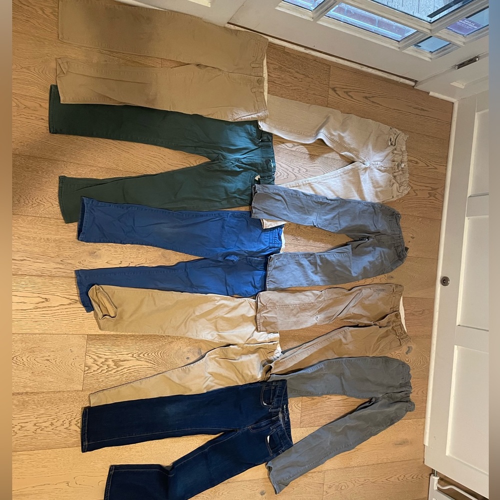 LOT- 9 pairs of Gap boys pants